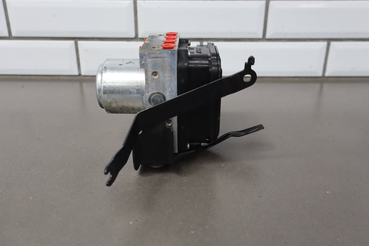 2011 Honda Fit- ABS Brake Unit