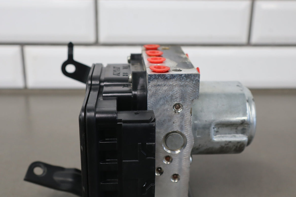 2011 Honda Fit- ABS Brake Unit
