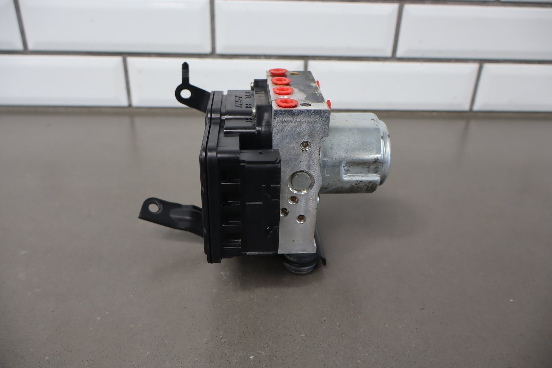 2011 Honda Fit- ABS Brake Unit