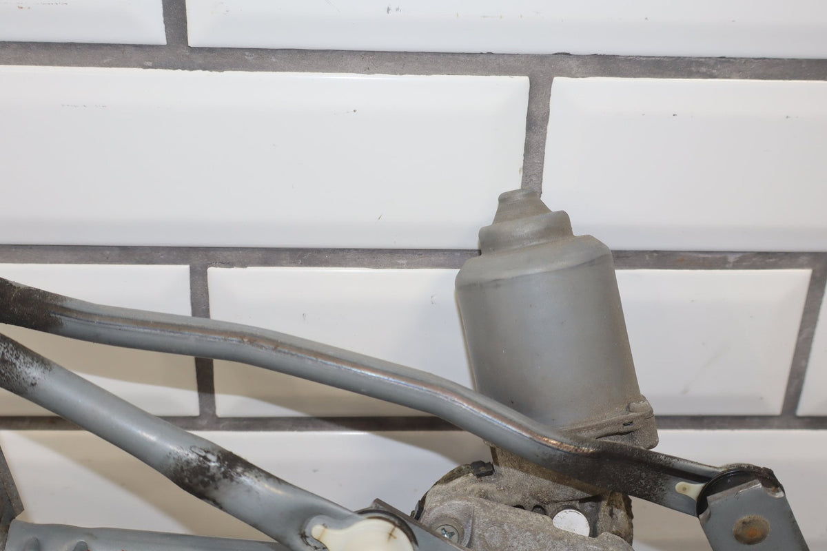 2011 Honda Fit Front Wiper Motor OEM