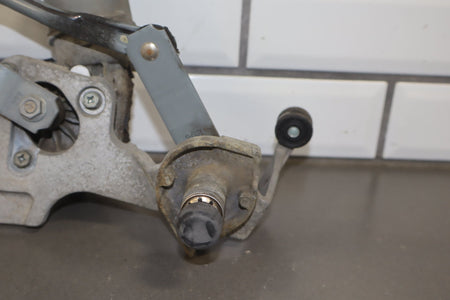 2011 Honda Fit Front Wiper Motor OEM