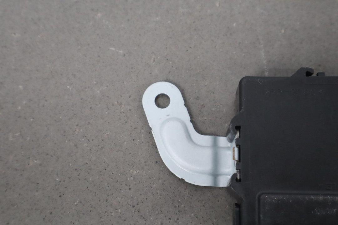 2011 Lexus GX460 Left Driver Front Door Control Module