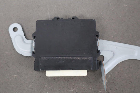 2011 Lexus GX460 Left Driver Front Door Control Module