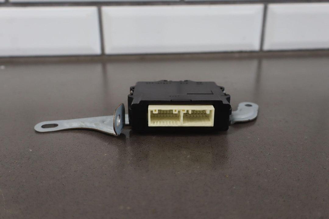 2011 Lexus GX460 Right Passenger Front Door Control Module