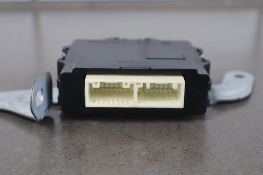 2011 Lexus GX460 Right Passenger Front Door Control Module