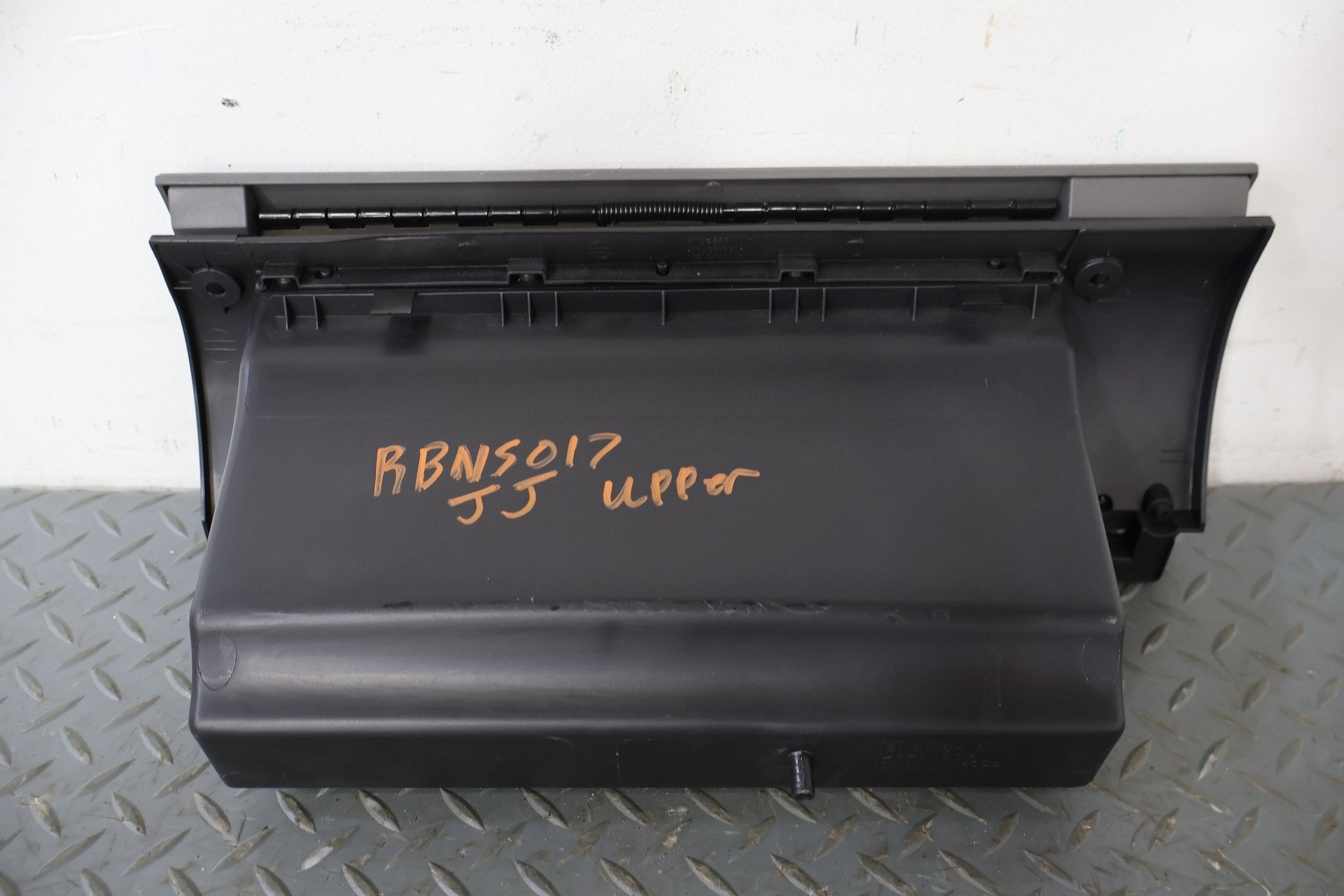 2011 Nissan Xterra- Glove Box