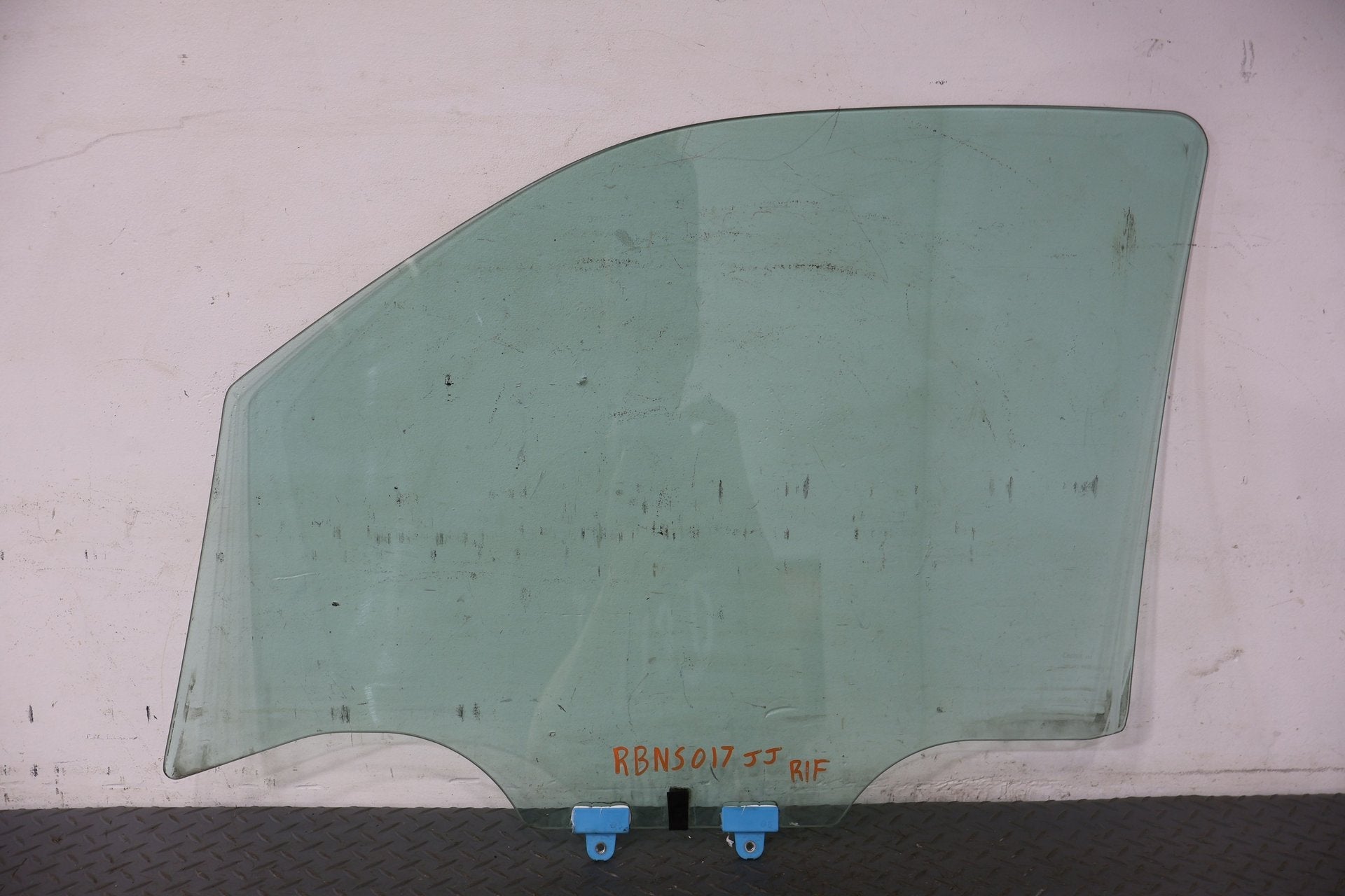 2011 Nissan Xterra- Right Front Door Window