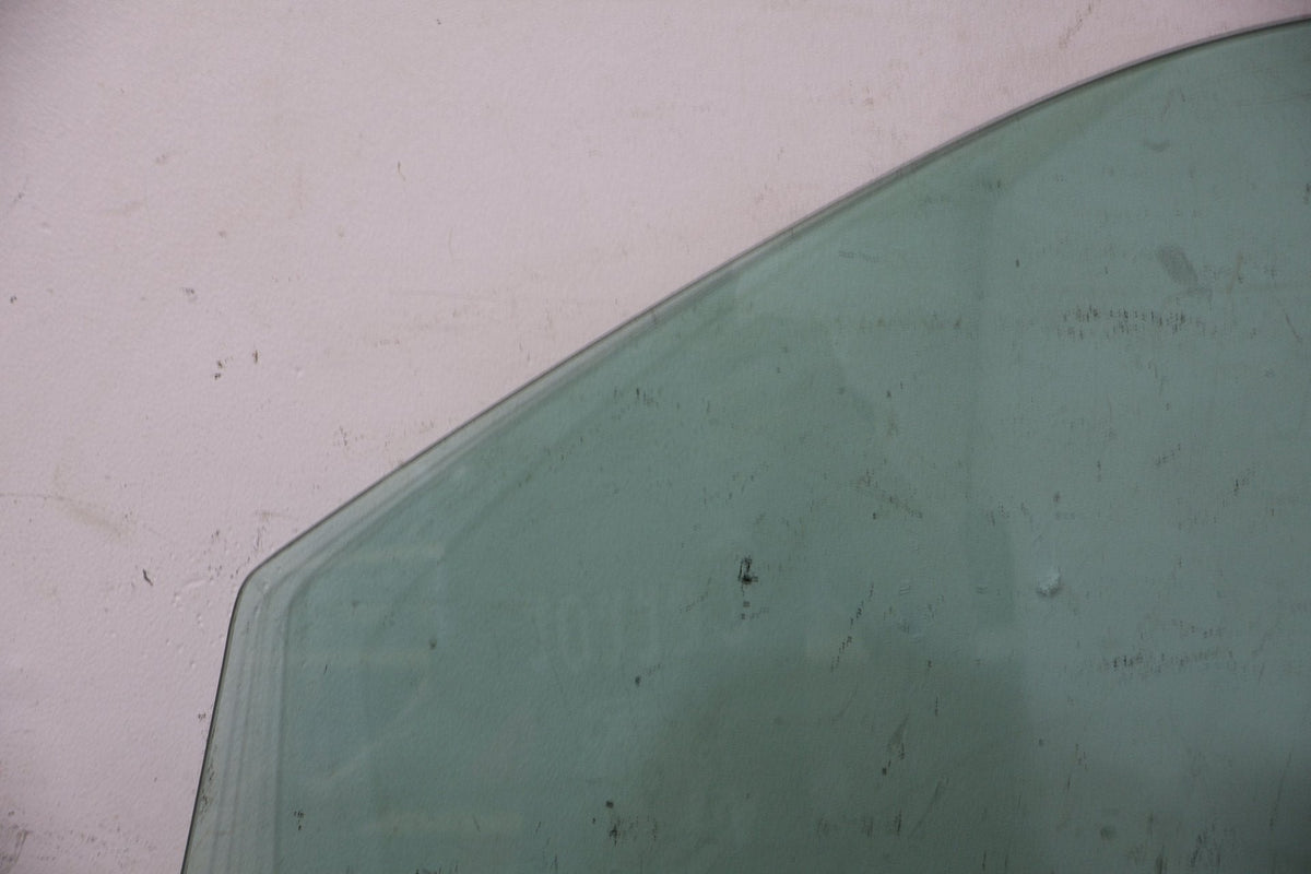 2011 Nissan Xterra- Right Front Door Window