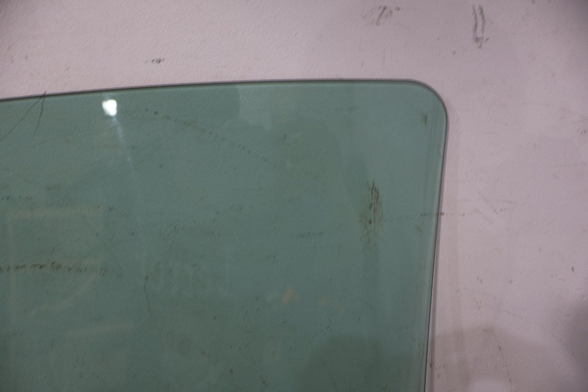 2011 Nissan Xterra- Right Front Door Window