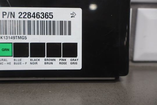 2012 - 2014 Chevrolet Suburban BCM Body Control Module 22846365 OEM