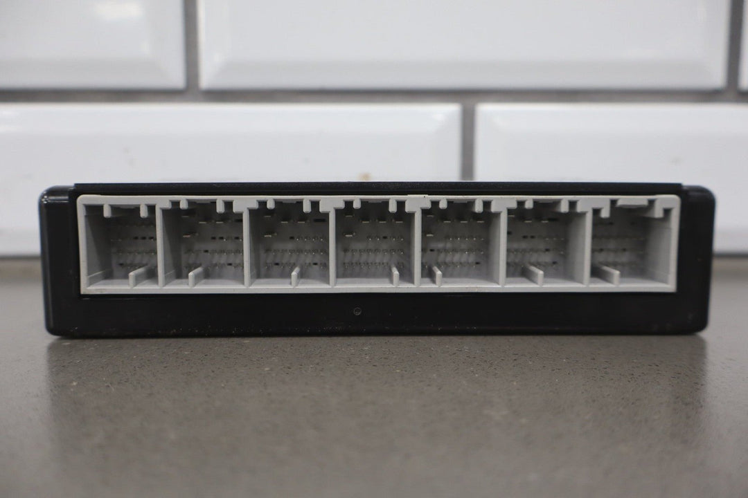 2012 - 2014 Chevrolet Suburban BCM Body Control Module 22846365 OEM