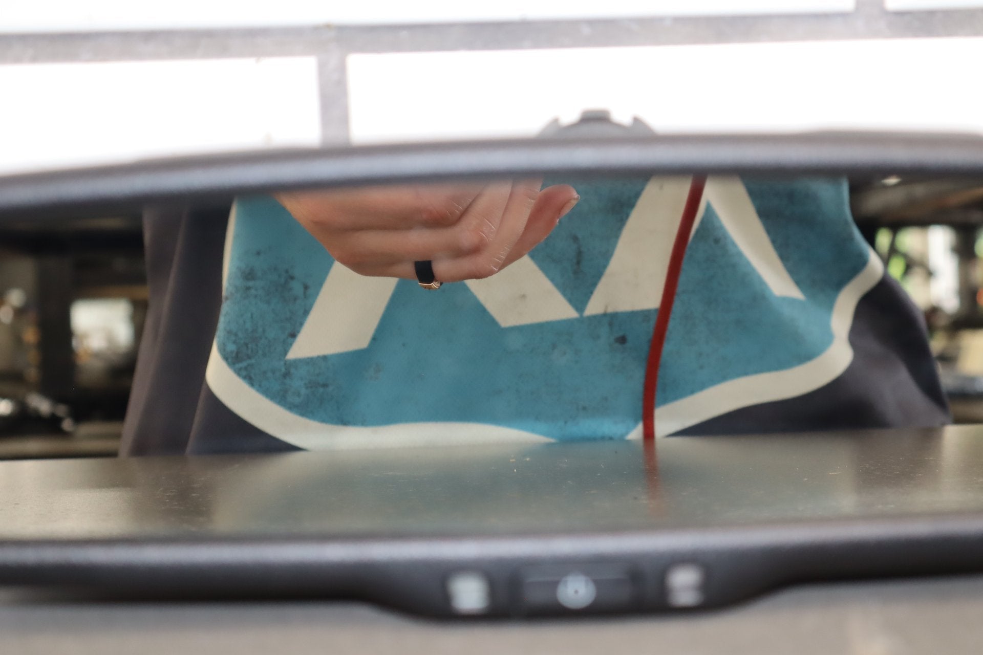 2012-2014 Dodge Challenger R/T Rear View Mirror 68088624AA