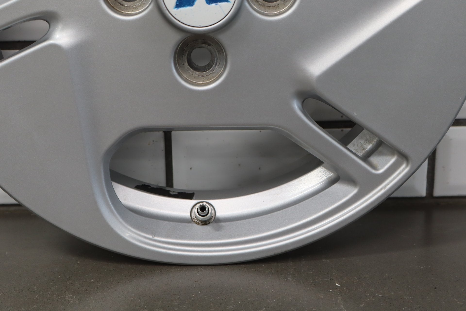 2012-2014 Mitsubishi i-MiEV Alloy Wheel OEM