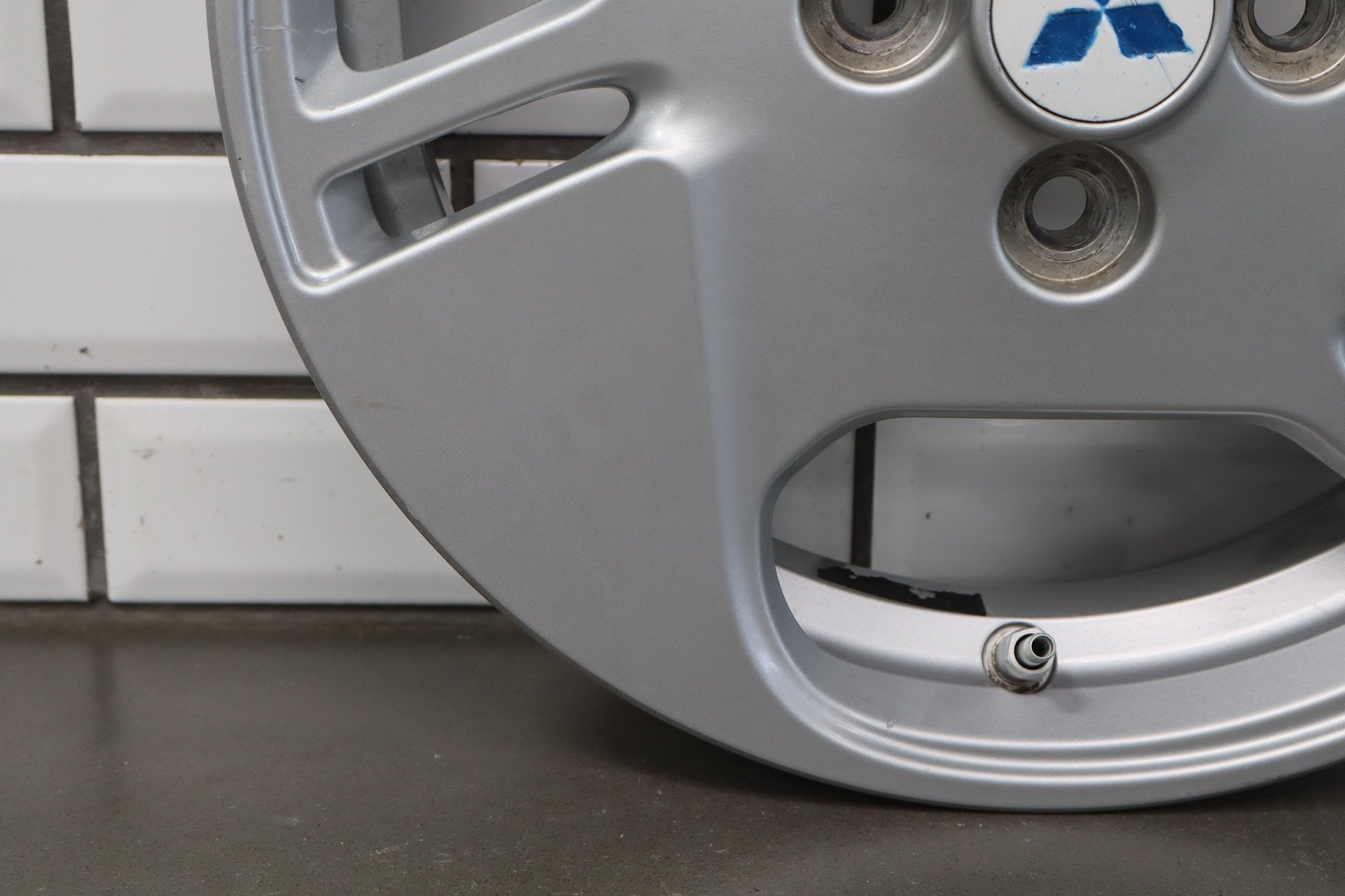 2012-2014 Mitsubishi i-MiEV Alloy Wheel OEM