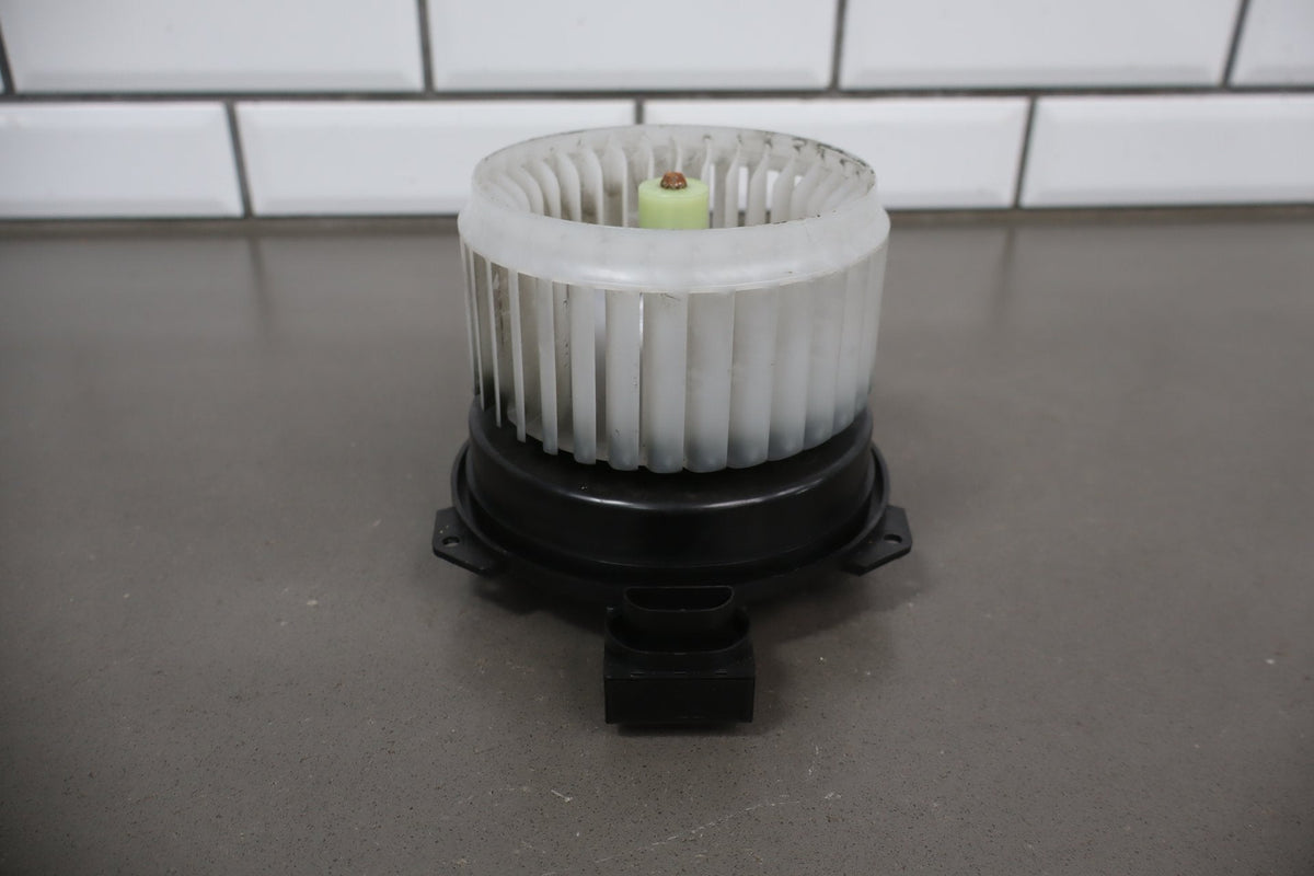 2012-2014 Mitsubishi i-MiEV Blower Motor OEM