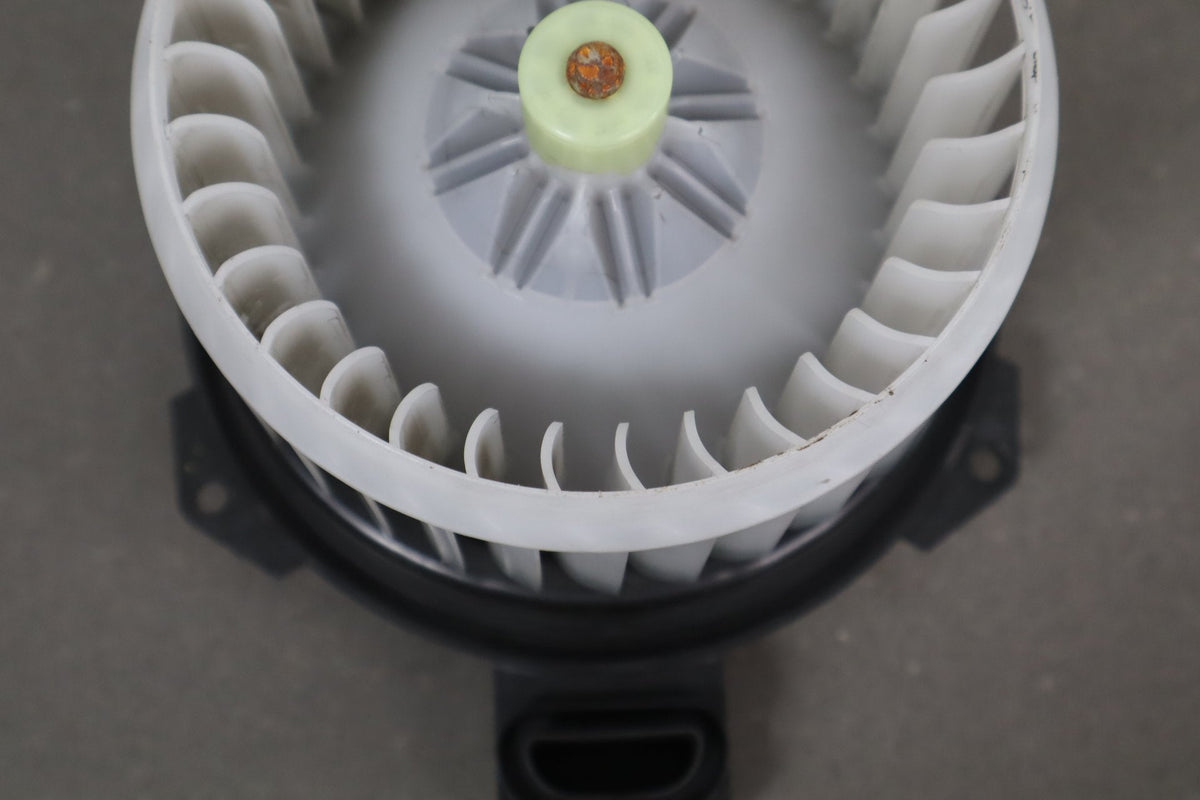 2012-2014 Mitsubishi i-MiEV Blower Motor OEM
