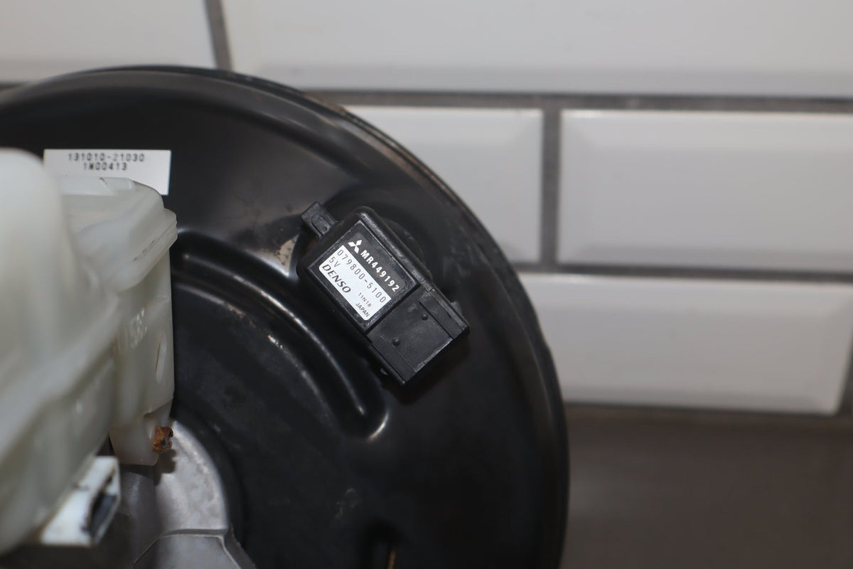 2012-2014 Mitsubishi i-MiEV Brake Booster OEM