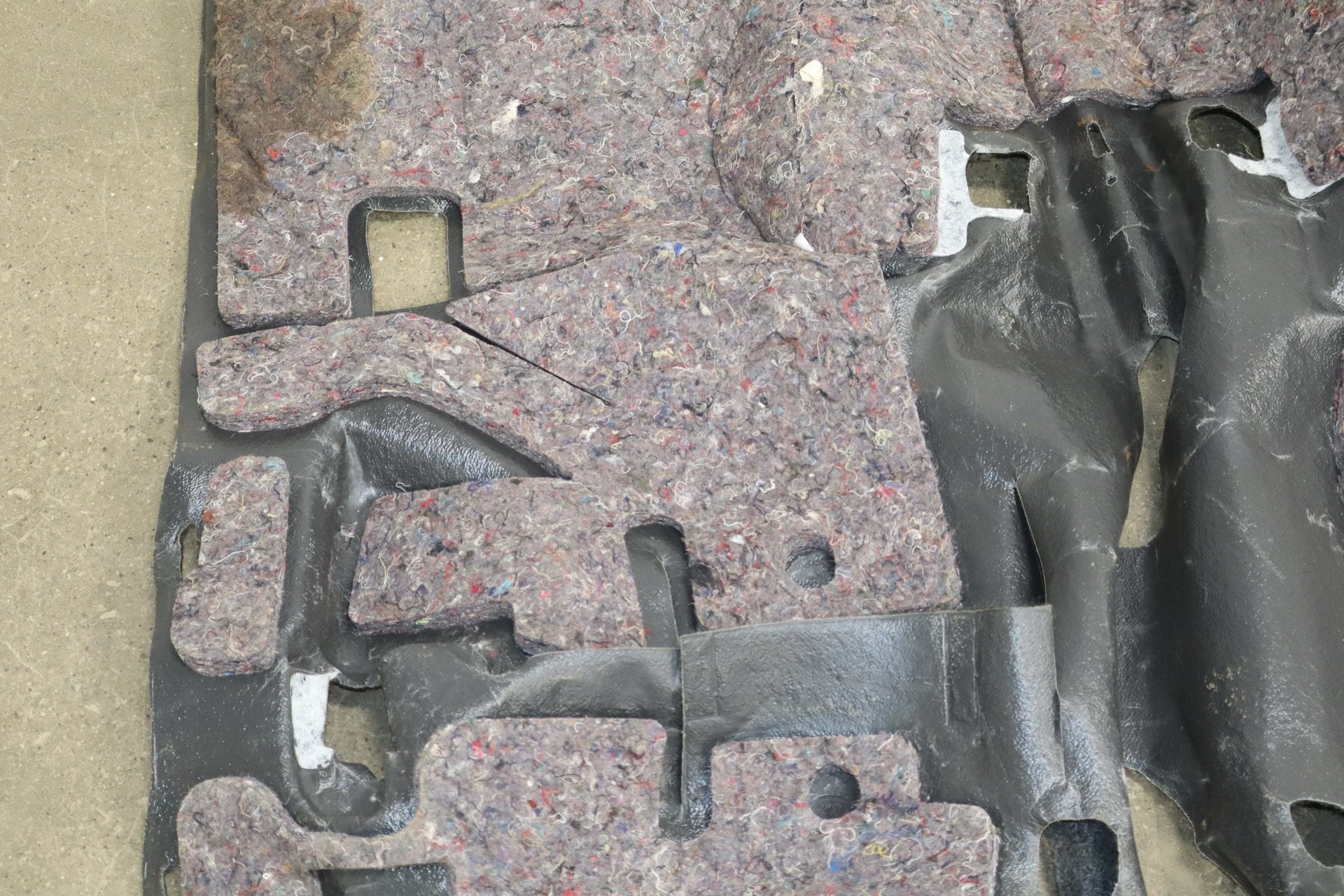 2012-2014 Mitsubishi i-MiEV Carpet OEM