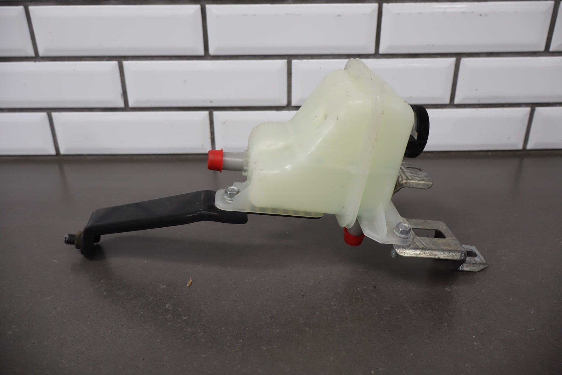 2012-2014 Mitsubishi i-MiEV Coolant Bottle OEM
