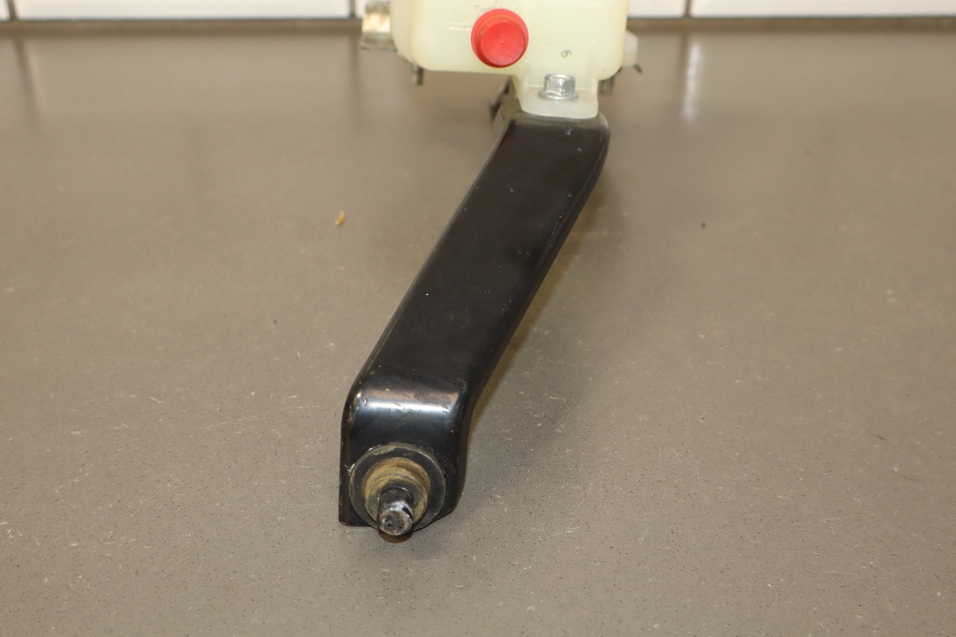 2012-2014 Mitsubishi i-MiEV Coolant Bottle OEM