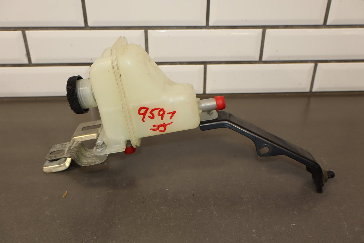 2012-2014 Mitsubishi i-MiEV Coolant Bottle OEM