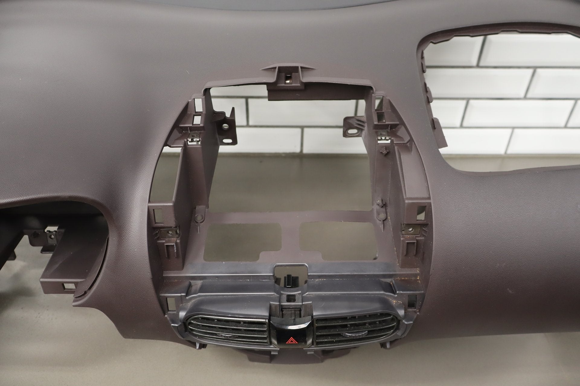 2012-2014 Mitsubishi i-MiEV Dash Panel Brown 83P