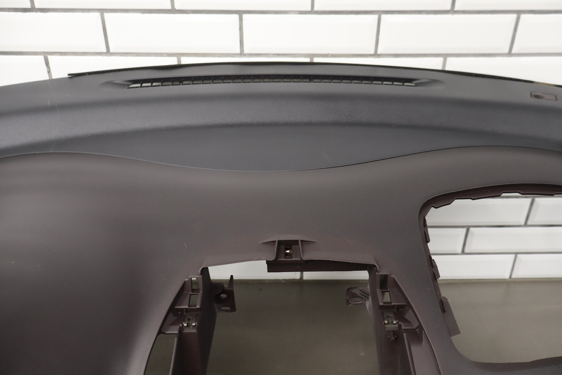 2012-2014 Mitsubishi i-MiEV Dash Panel Brown 83P