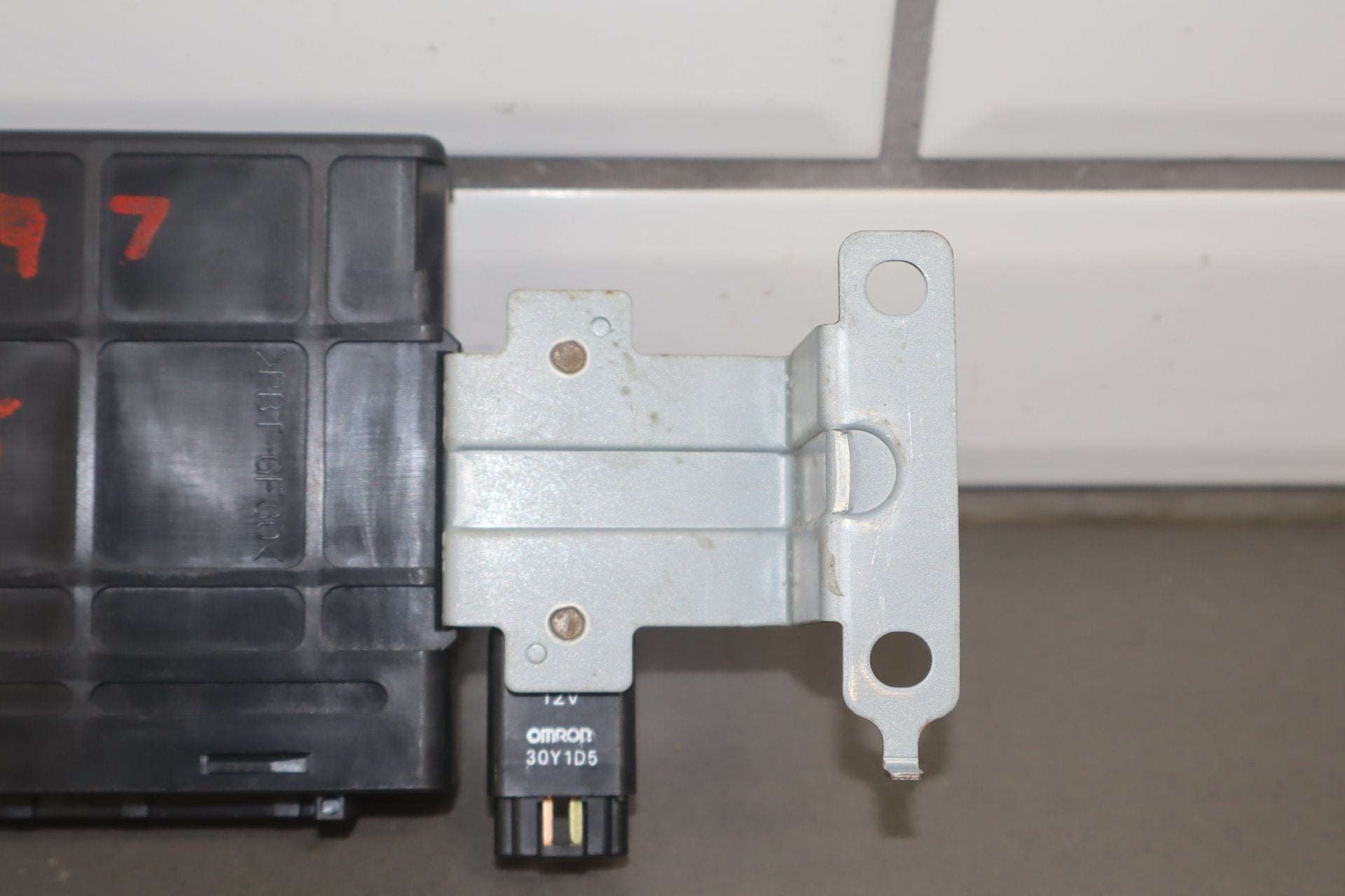 2012-2014 Mitsubishi i-MiEV EV Battery Control Unit 9499b116 OEM