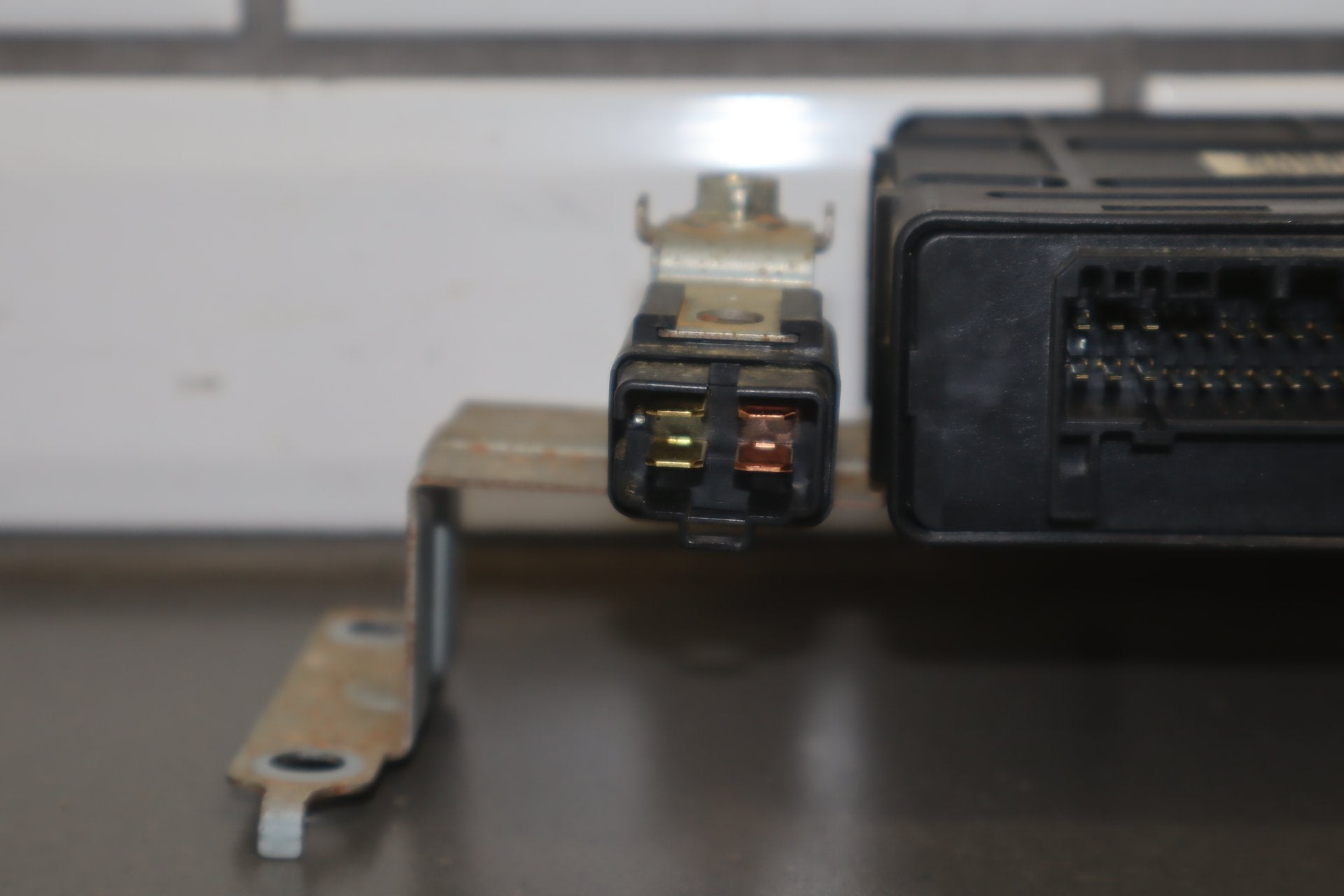 2012-2014 Mitsubishi i-MiEV EV Battery Control Unit 9499b116 OEM