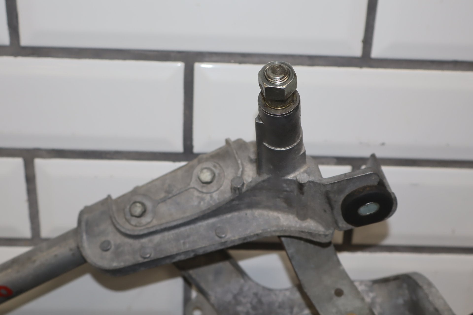 2012-2014 Mitsubishi i-MiEV Front Wiper Motor OEM