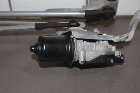 2012-2014 Mitsubishi i-MiEV Front Wiper Motor OEM
