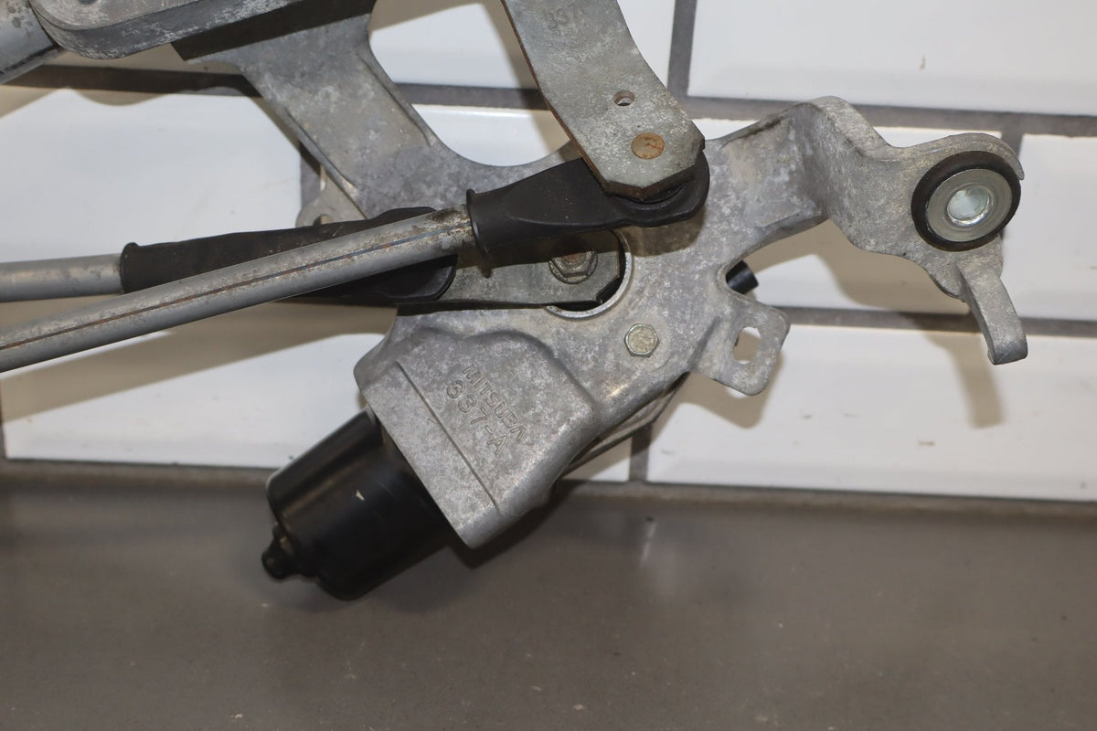 2012-2014 Mitsubishi i-MiEV Front Wiper Motor OEM