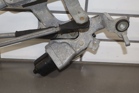2012-2014 Mitsubishi i-MiEV Front Wiper Motor OEM