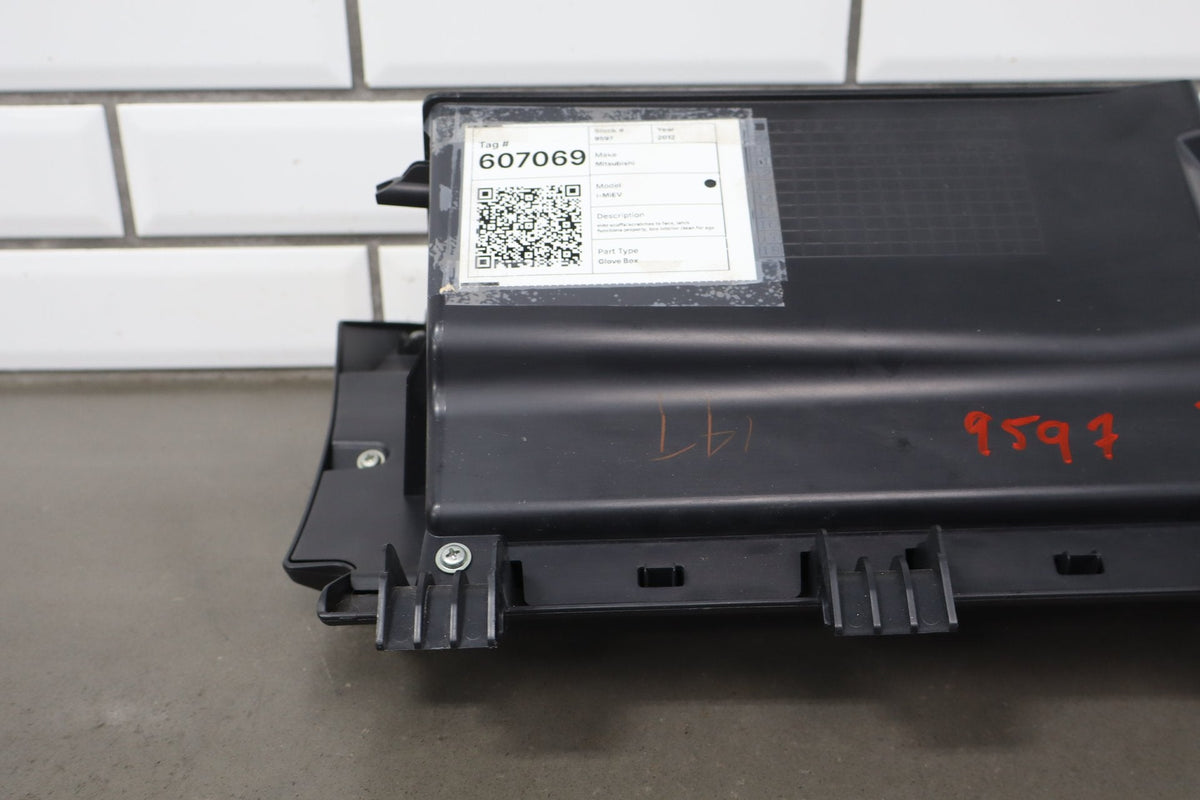 2012-2014 Mitsubishi i-MiEV- Glove Box