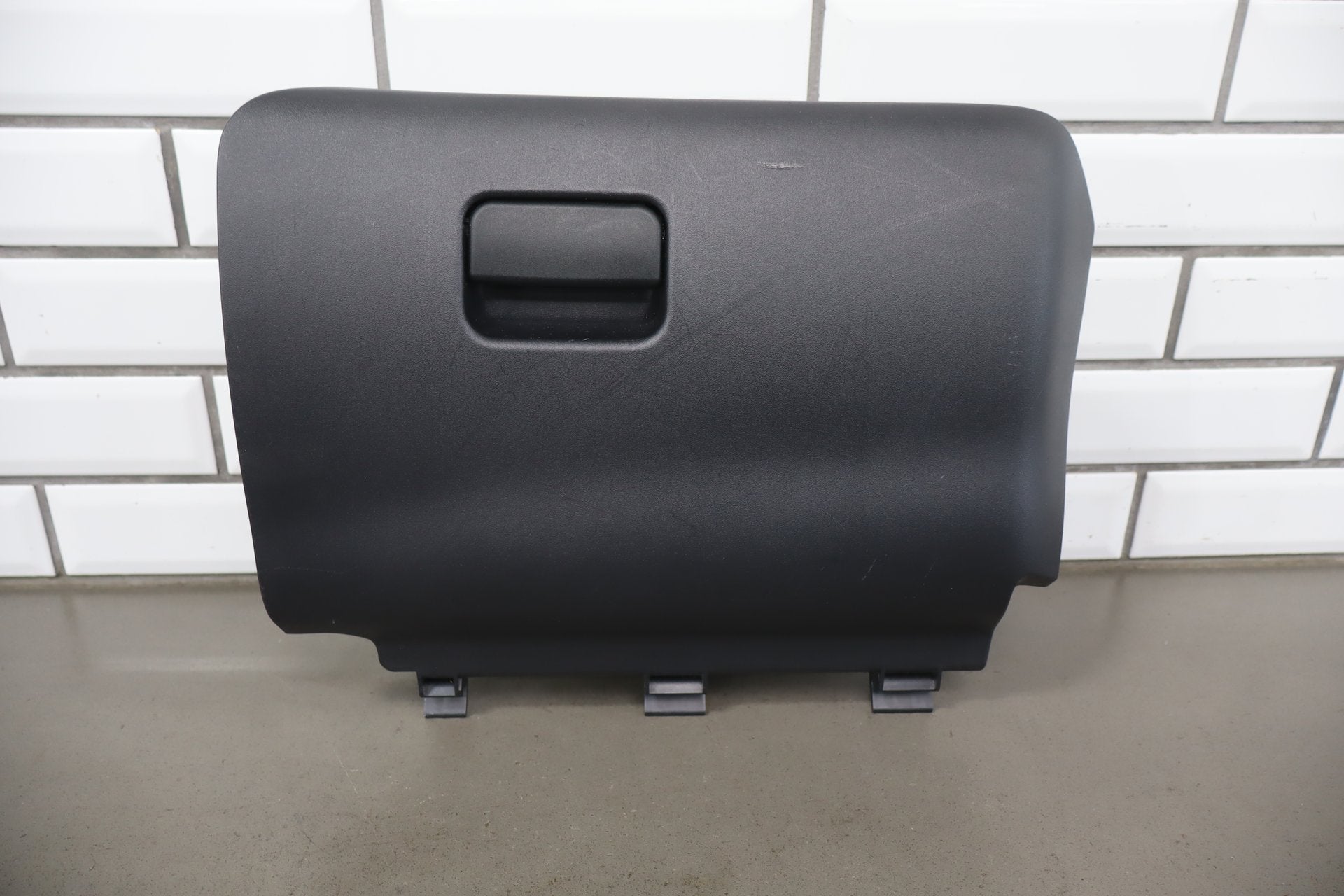 2012-2014 Mitsubishi i-MiEV- Glove Box