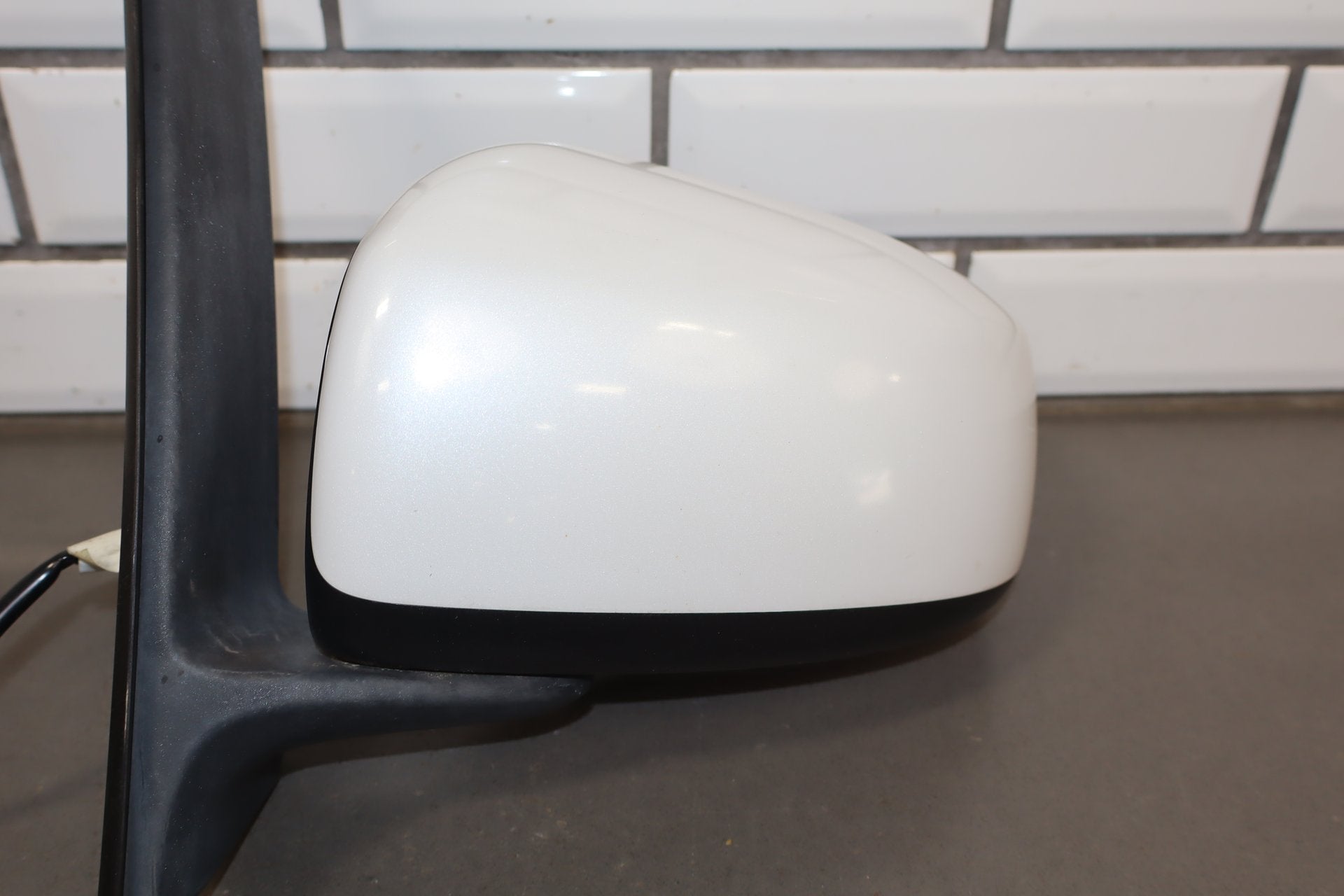 2012-2014 Mitsubishi i-MiEV- Left Door Mirror