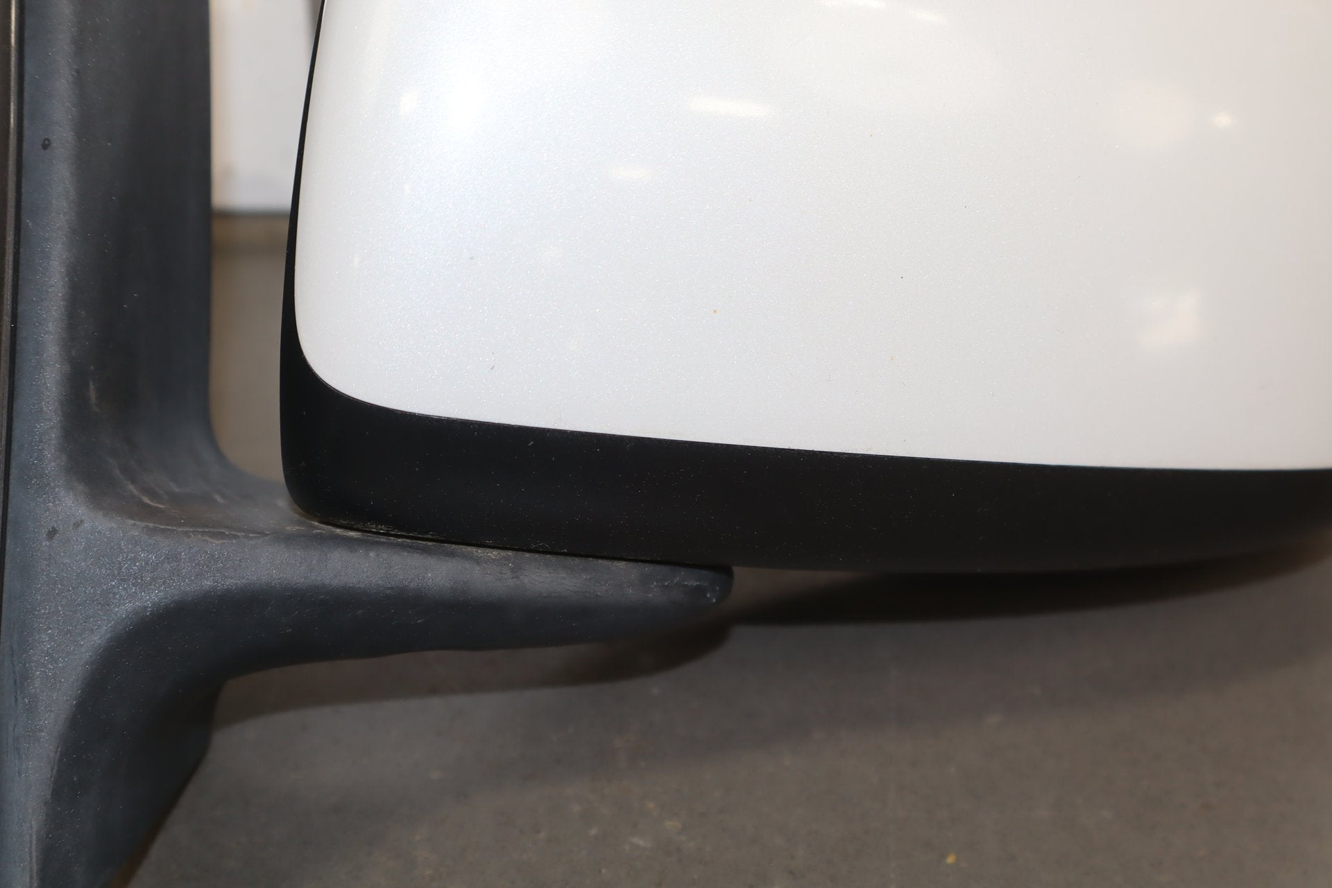 2012-2014 Mitsubishi i-MiEV- Left Door Mirror