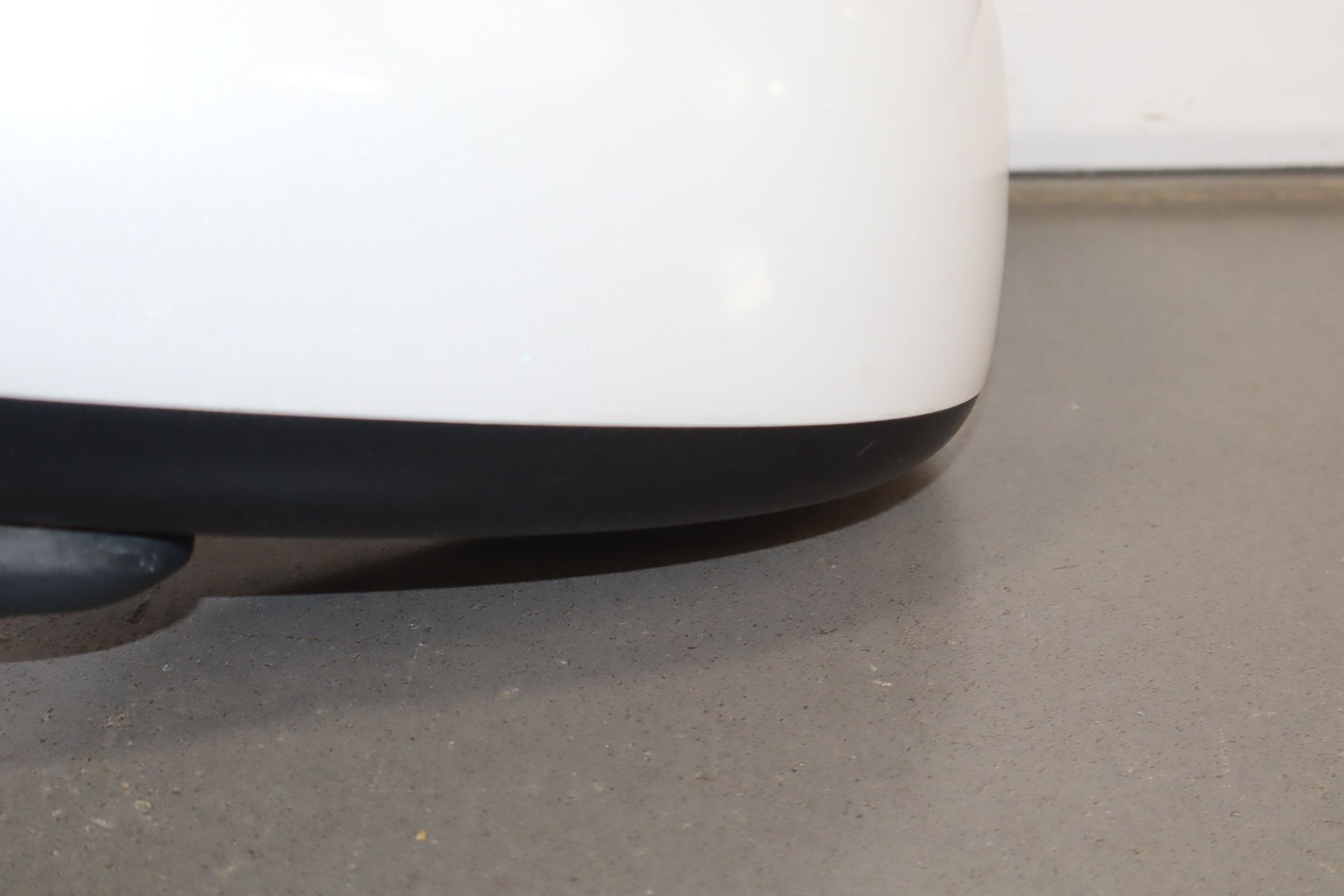 2012-2014 Mitsubishi i-MiEV- Left Door Mirror