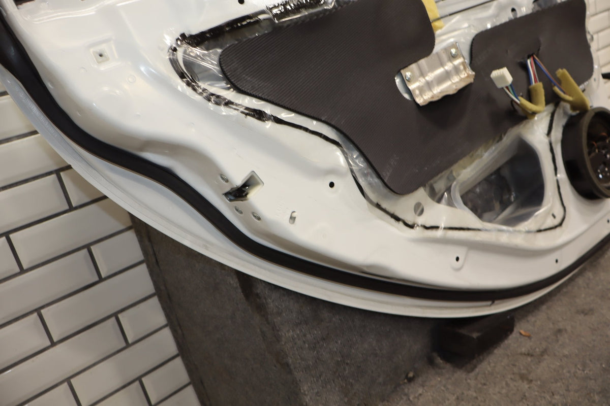 2012-2014 Mitsubishi i-MiEV Left Rear Door Diamond White Pearl ( W13 )