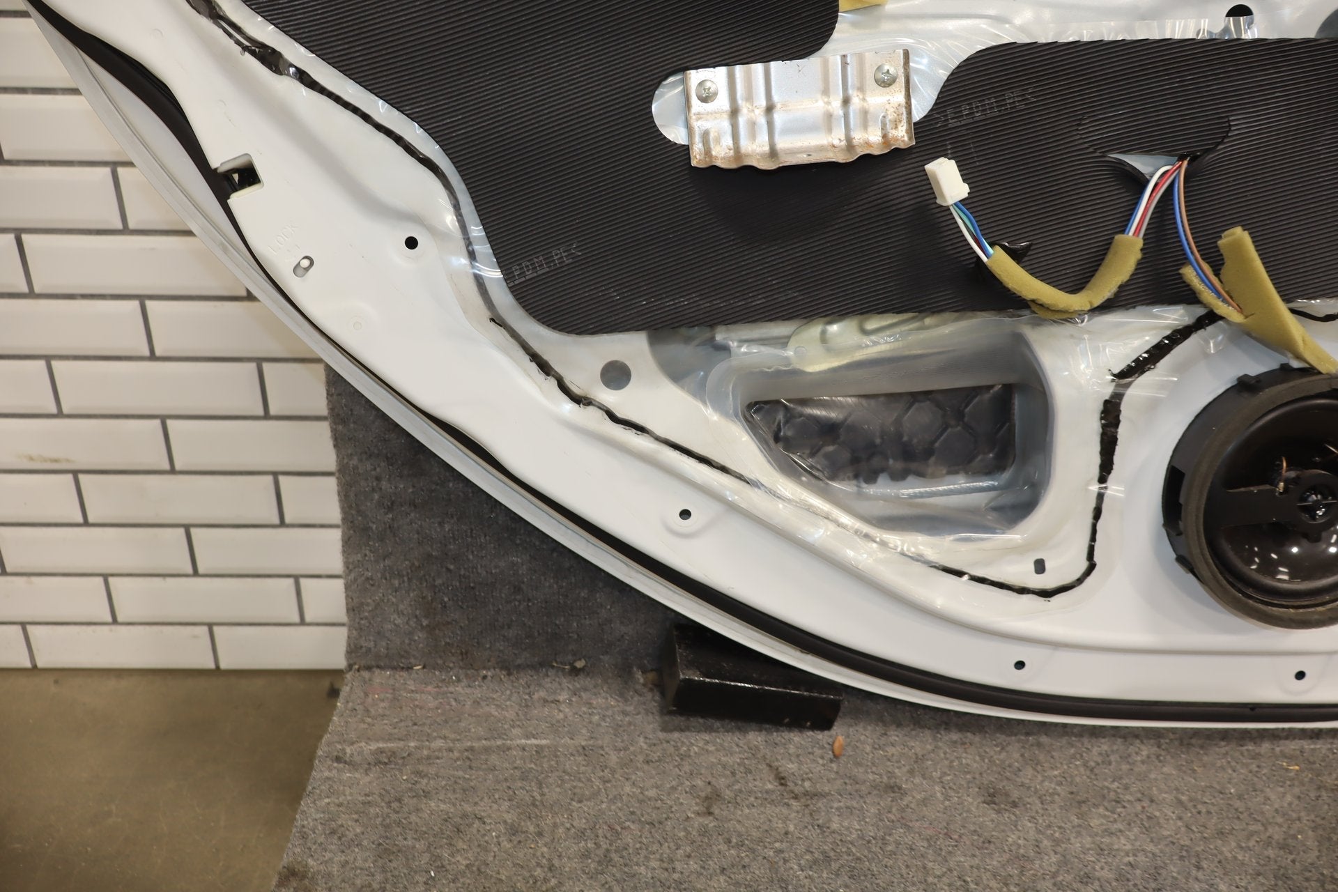 2012-2014 Mitsubishi i-MiEV Left Rear Door Diamond White Pearl ( W13 )