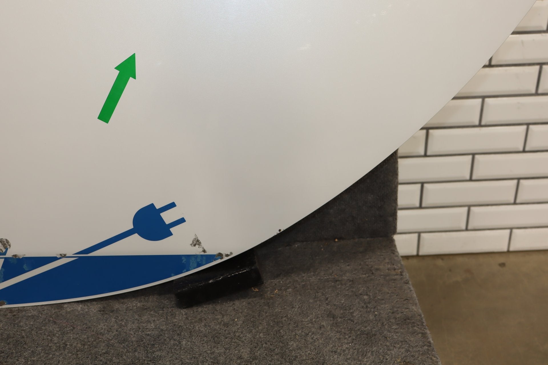 2012-2014 Mitsubishi i-MiEV Left Rear Door Diamond White Pearl ( W13 )