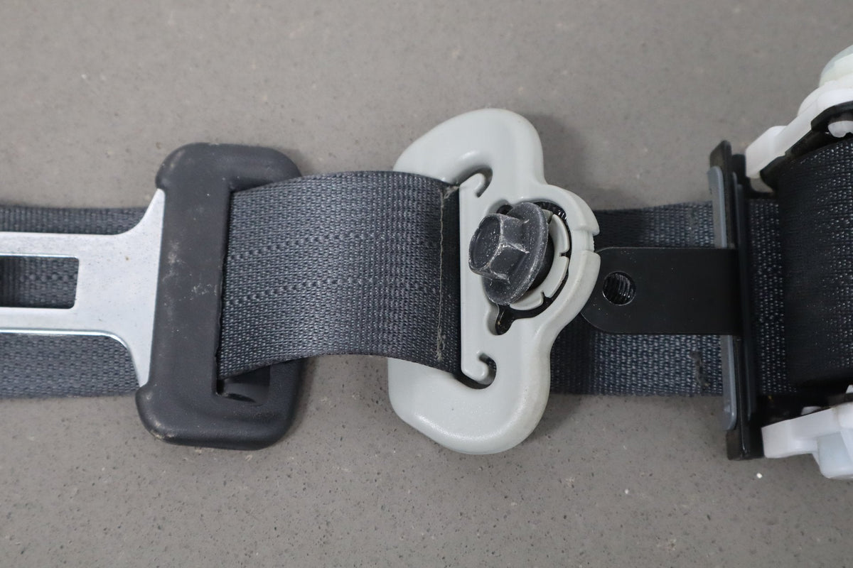 2012-2014 Mitsubishi i-MiEV- Left Rear Seat Belt