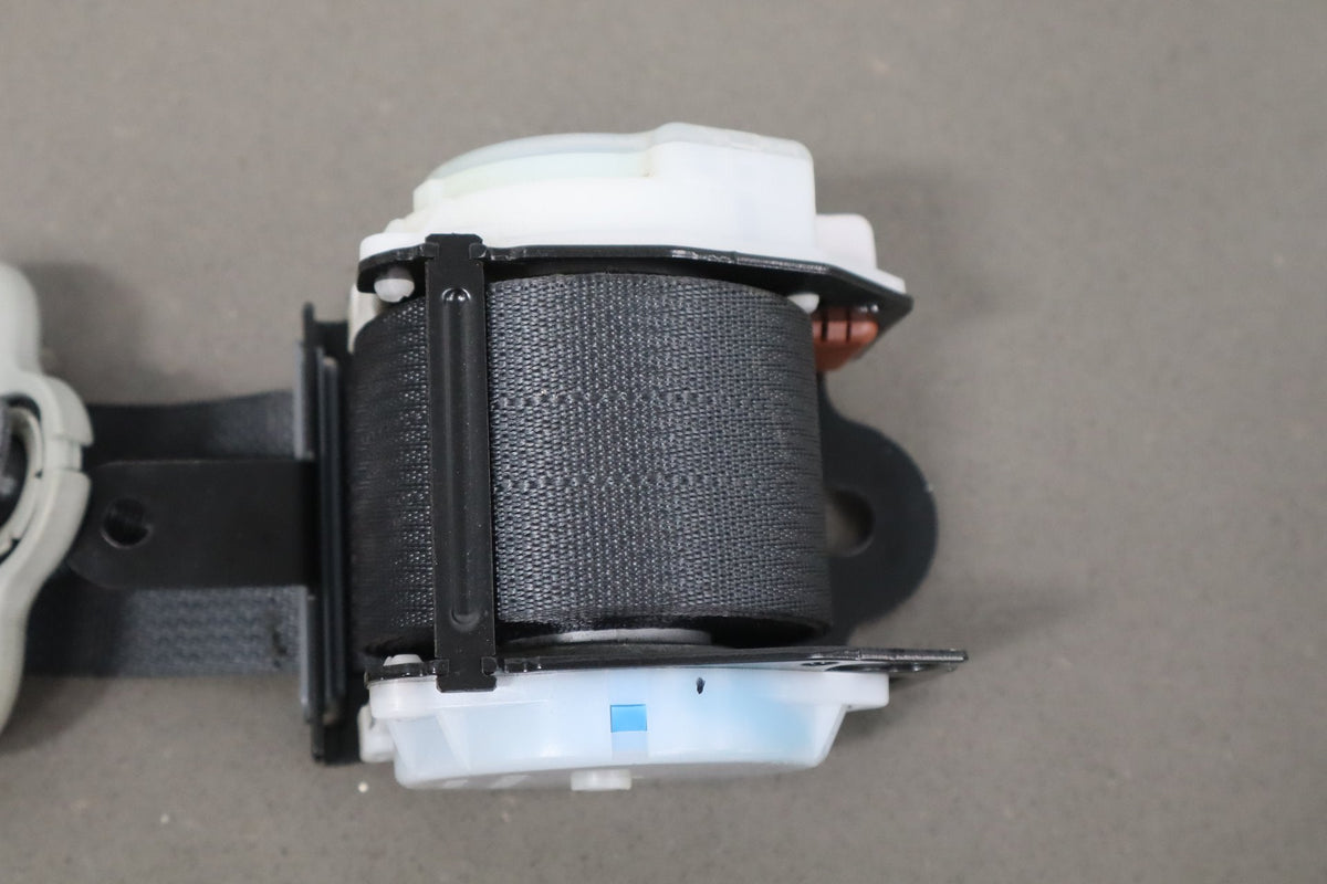 2012-2014 Mitsubishi i-MiEV- Left Rear Seat Belt