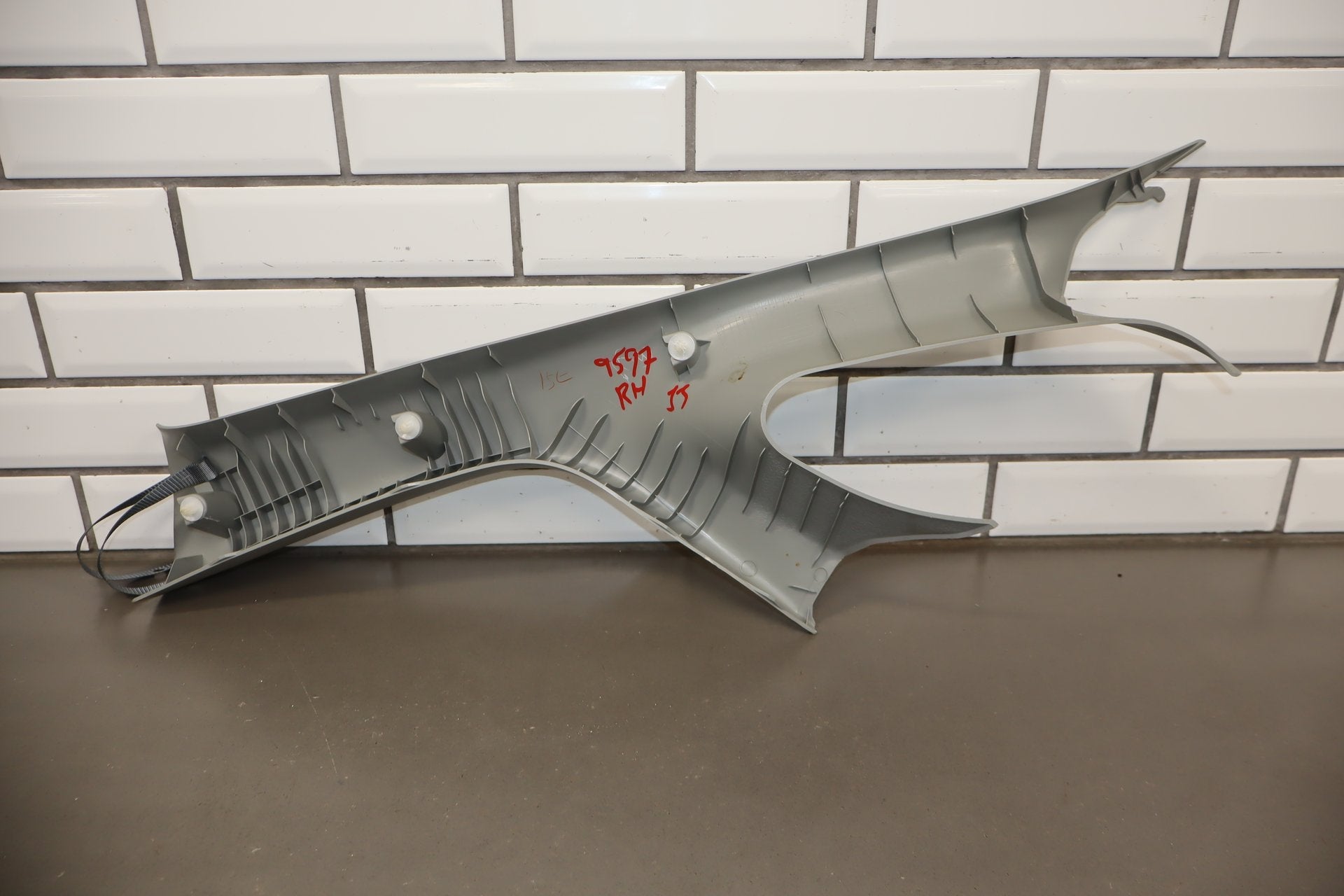 2012-2014 Mitsubishi i-MiEV Pair A Pillar Trim Grey 83P