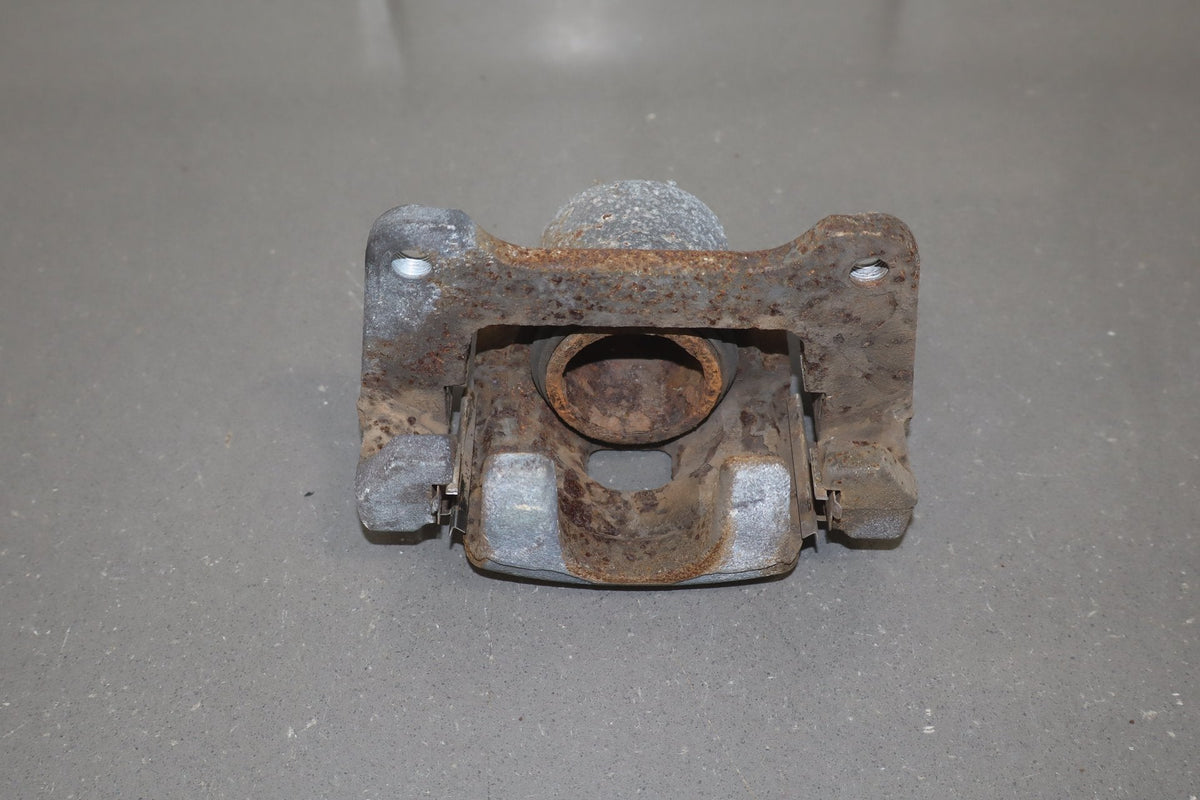 2012-2014 Mitsubishi i-MiEV Pair- Front Calipers OEM