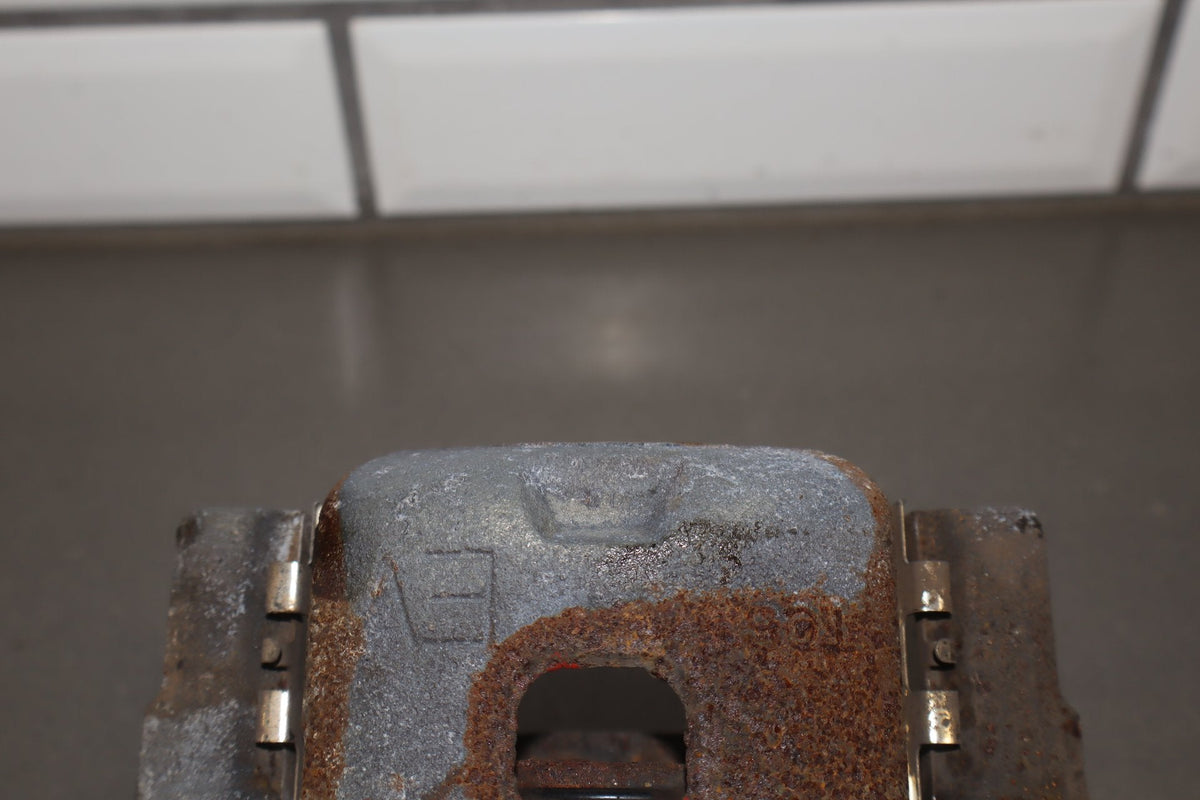 2012-2014 Mitsubishi i-MiEV Pair- Front Calipers OEM