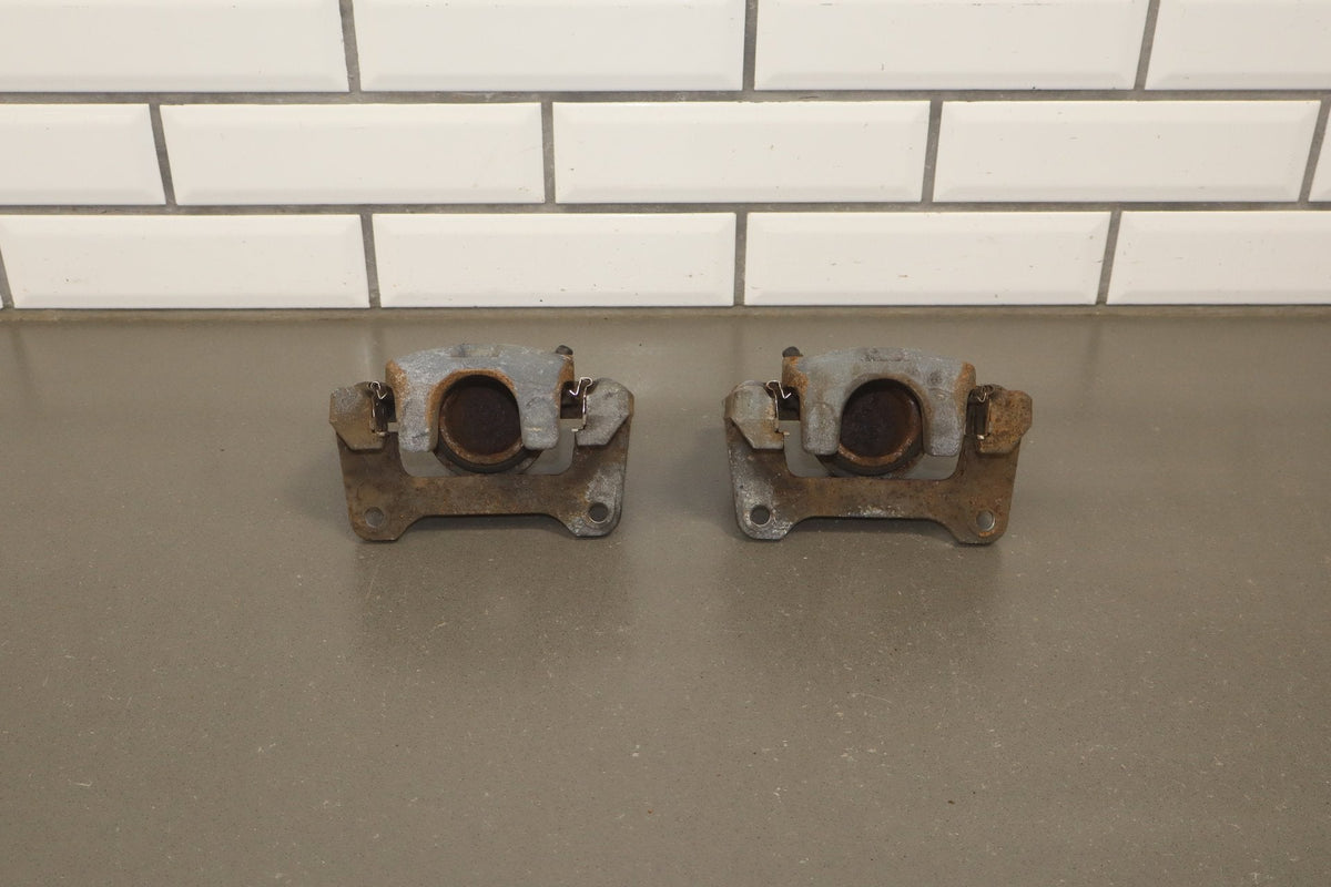 2012-2014 Mitsubishi i-MiEV Pair- Front Calipers OEM