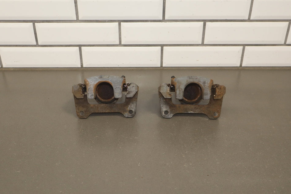 2012-2014 Mitsubishi i-MiEV Pair- Front Calipers OEM