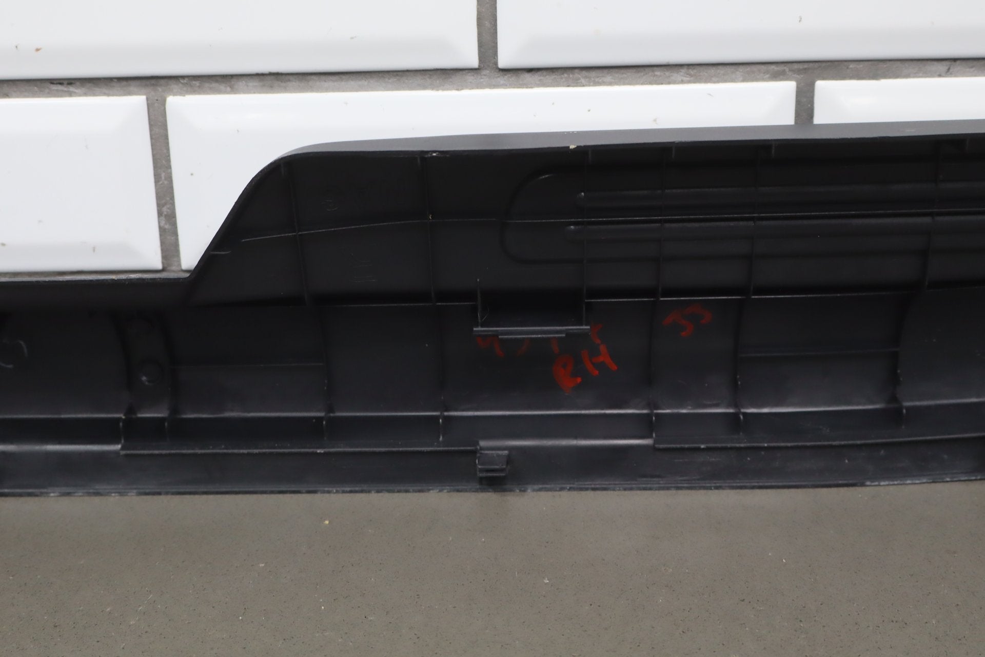 2012-2014 Mitsubishi i-MiEV Pair- Sill Plates OEM