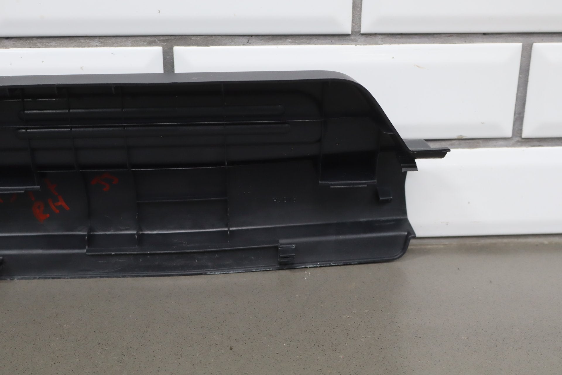 2012-2014 Mitsubishi i-MiEV Pair- Sill Plates OEM